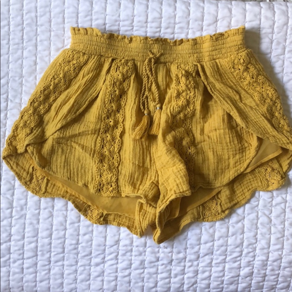 American Eagle Outfitters Shorts Women’s size S